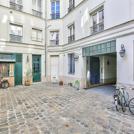 Location & Housing Appartement *